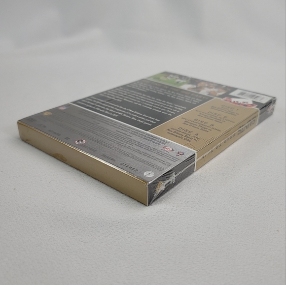 Super Bowl XLIV New Orleans Saints Road To XLIV Post-Season Collectors Edition - Picture 8 of 9